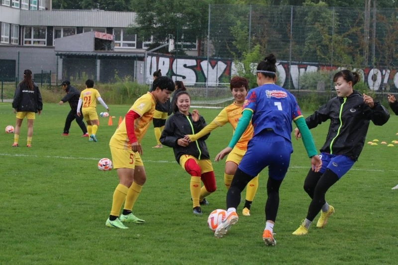 Trận đấu giao hữu đầu tiên: RB Leipzig
